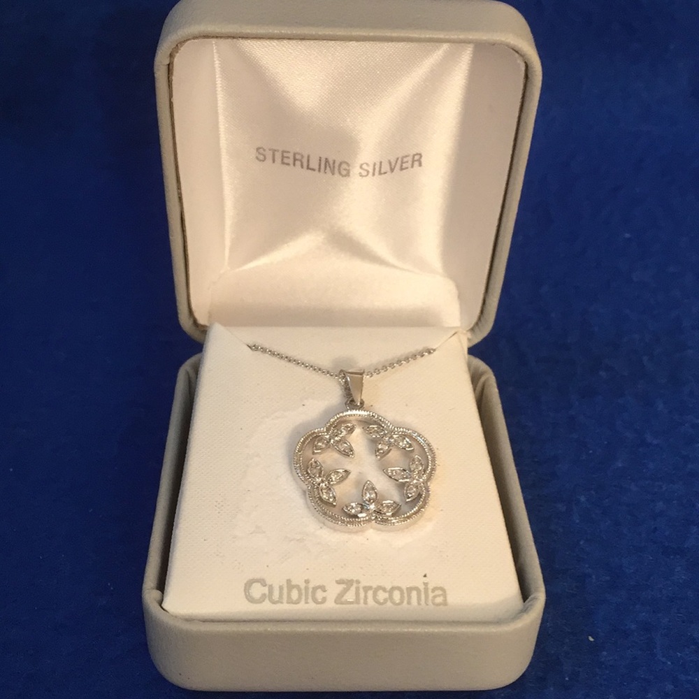 New Fleur de Lis Necklace Sterling with CZ NIB - Picture 2 of 12